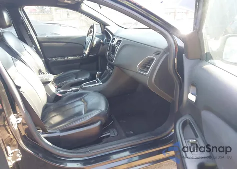 2012 Chrysler 200 Touring из США, поврежденный, VIN 1C3CCBBB5CN303043